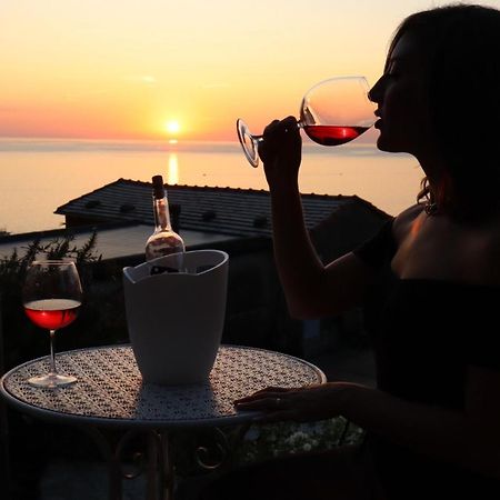 Sunset Manarola Apartment Exterior photo